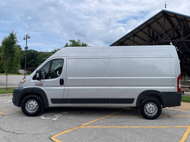 ram promaster cargo van 2018 3C6URVHGXJE110284 image ram promaster cargo van 2018 3C6URVHGXJE110284 image